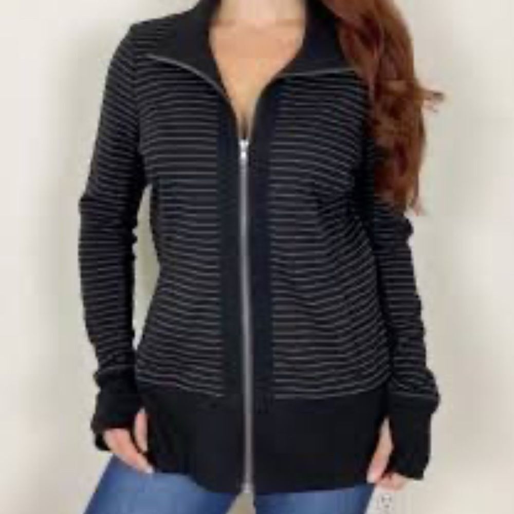 CAbi 3378 Sprint Athletic Sporty Zip Stripe Black Gray Sweatshirt Jacket SZ S